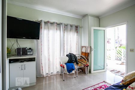 Casa à venda com 150m², 3 quartos e 3 vagas Casa à venda com 150m², 3 quartos e 3 vagasSuíte