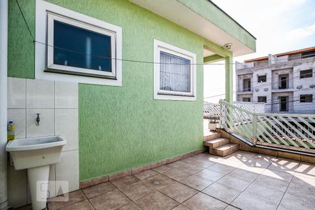 Casa à venda com 150m², 3 quartos e 3 vagas Casa à venda com 150m², 3 quartos e 3 vagasQuintal