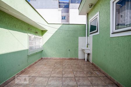 Casa à venda com 150m², 3 quartos e 3 vagas Casa à venda com 150m², 3 quartos e 3 vagasQuintal