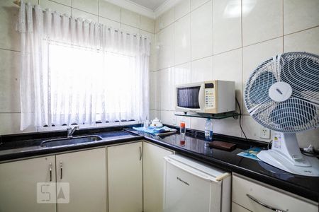 Casa à venda com 150m², 3 quartos e 3 vagas Casa à venda com 150m², 3 quartos e 3 vagasCozinha