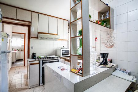 Casa à venda com 150m², 3 quartos e 3 vagas Casa à venda com 150m², 3 quartos e 3 vagasCozinha
