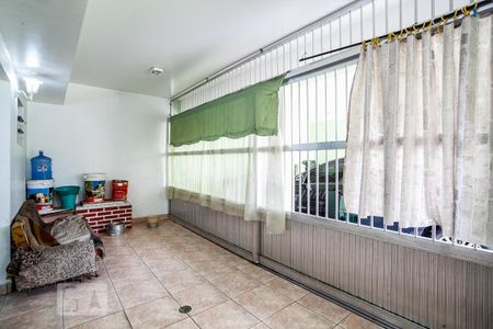 Casa à venda com 150m², 3 quartos e 3 vagas Casa à venda com 150m², 3 quartos e 3 vagasÁrea de Serviço
