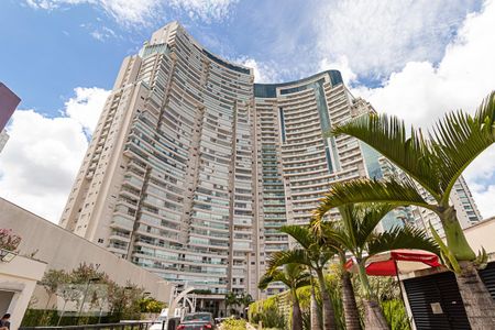 Apartamento para alugar com 66m², 2 quartos e 1 vagaFachada