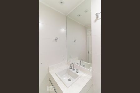 Apartamento para alugar com 66m², 2 quartos e 1 vagaBanheiro da suíte
