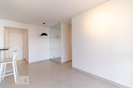 Sala de apartamento à venda com 2 quartos, 66m² em Pinheiros, São Paulo