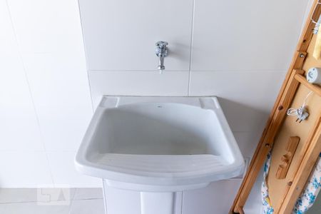 Apartamento para alugar com 66m², 2 quartos e 1 vagaÁrea de serviço
