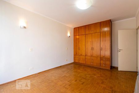 Apartamento à venda com 190m², 4 quartos e 1 vagaQuarto 2