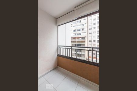 Studio para alugar com 21m², 1 quarto e sem vaga Studio para alugar com 21m², 1 quarto e sem vagaSacada da Kitnet