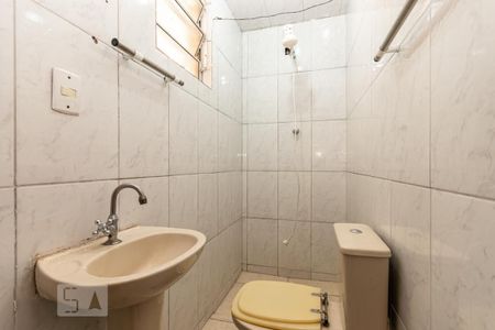 Banheiro  de casa para alugar com 1 quarto, 35m² em Vila Beatriz, São Paulo
