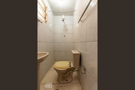 Banheiro  de casa para alugar com 1 quarto, 35m² em Vila Beatriz, São Paulo