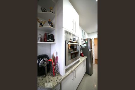 Apartamento à venda com 72m², 2 quartos e 1 vagaCozinha 