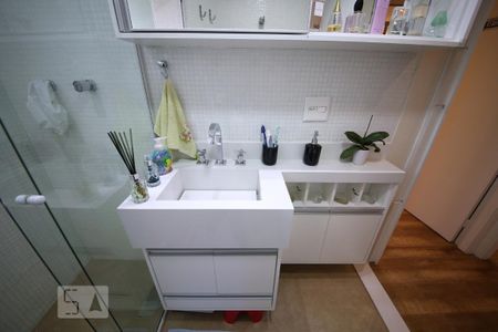 Apartamento à venda com 72m², 2 quartos e 1 vagaBanheiro 