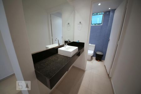 Apartamento à venda com 72m², 2 quartos e 1 vagaEspaço Gourmet - Banheiro