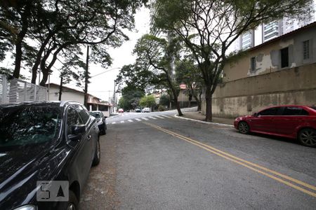 Apartamento à venda com 72m², 2 quartos e 1 vagaVizinhança