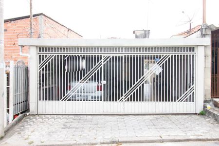 Casa à venda com 151m², 3 quartos e 3 vagas Casa à venda com 151m², 3 quartos e 3 vagasFachada da Casa