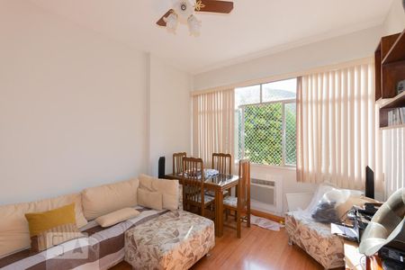 Sala de apartamento à venda com 3 quartos, 82m² em Grajaú, Rio de Janeiro