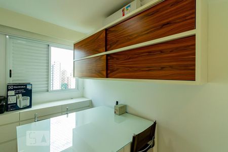 Apartamento para alugar com 86m², 2 quartos e 2 vagasEscritório