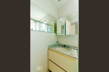 Apartamento para alugar com 86m², 2 quartos e 2 vagasBanheiro da Suíte