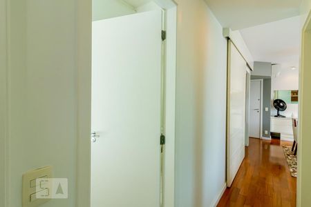 Apartamento para alugar com 86m², 2 quartos e 2 vagasCorredor