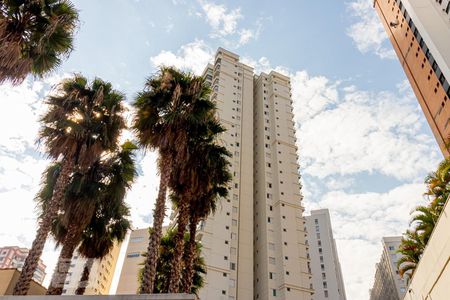Apartamento para alugar com 86m², 2 quartos e 2 vagasFachada