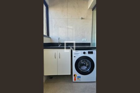 Apartamento à venda com 70m², 2 quartos e 1 vagaÁrea de Serviço