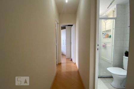 Corredor de apartamento à venda com 2 quartos, 50m² em Morumbi, São Paulo