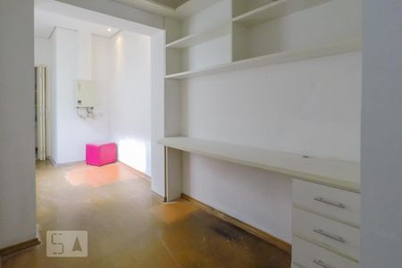 Bancada Corredor de casa à venda com 3 quartos, 200m² em Cambuci, São Paulo