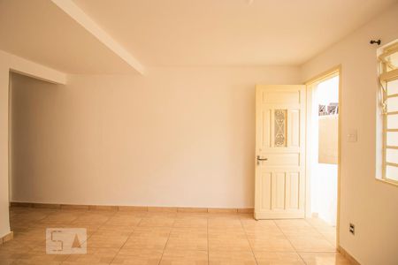 Casa para alugar com 110m², 2 quartos e sem vagaSala