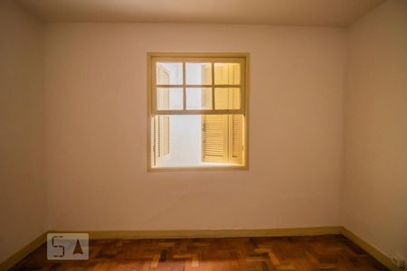 Casa para alugar com 110m², 2 quartos e sem vagaQuarto 1