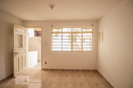 Casa para alugar com 110m², 2 quartos e sem vagaSala