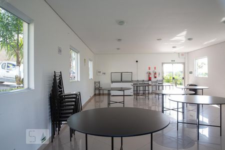 Apartamento para alugar com 48m², 2 quartos e 1 vaga Apartamento para alugar com 48m², 2 quartos e 1 vagaSalão de Festas