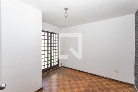 Quarto 1 de casa para alugar com 4 quartos, 150m² em Vila Brasilio Machado, São Paulo