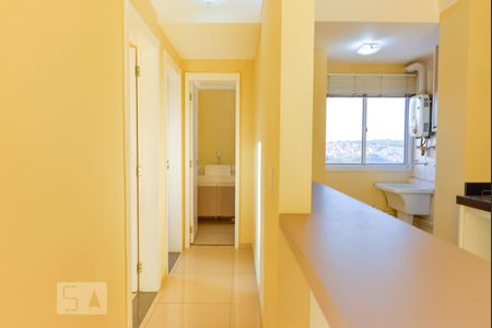 Corredor de apartamento para alugar com 2 quartos, 48m² em Jardim Samambaia, Campinas