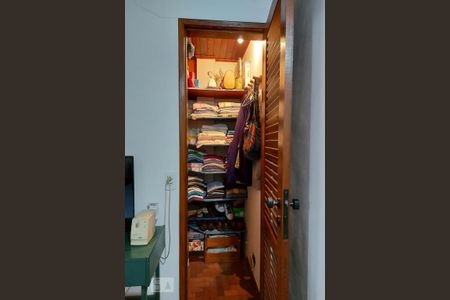 Studio à venda com 200m², 3 quartos e 2 vagasQuarto 3 closet