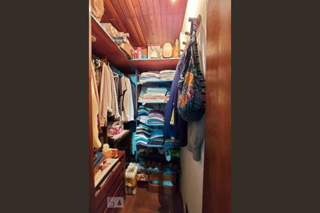 Studio à venda com 200m², 3 quartos e 2 vagasQuarto 3 closet