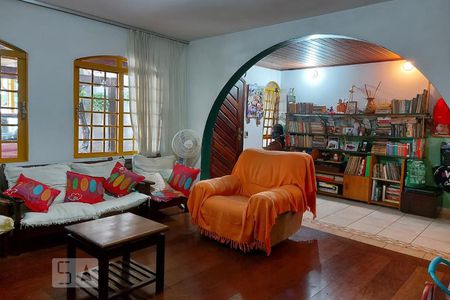 Sala de kitnet/studio à venda com 3 quartos, 200m² em Vila Butantã, São Paulo