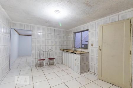 Cozinha de casa para alugar com 1 quarto, 35m² em Jardim Tietê, São Paulo