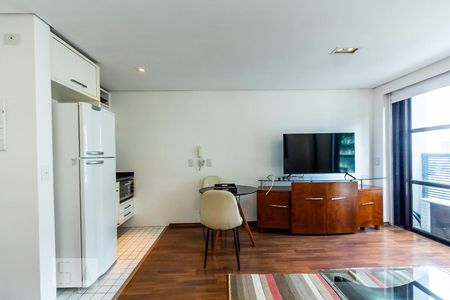 Sala/Cozinha de apartamento para alugar com 1 quarto, 44m² em Vila Nova Conceição, São Paulo