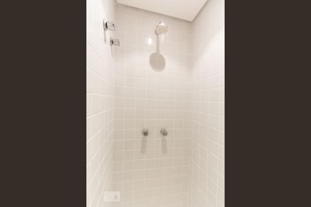 Apartamento à venda com 44m², 1 quarto e 1 vaga Apartamento à venda com 44m², 1 quarto e 1 vagaBanheiro da Suíte