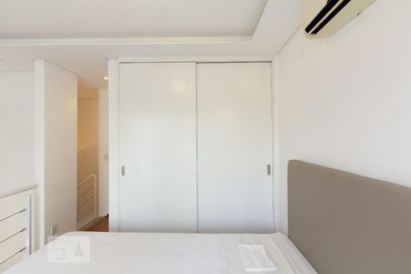 Apartamento à venda com 44m², 1 quarto e 1 vaga Apartamento à venda com 44m², 1 quarto e 1 vagaSuite