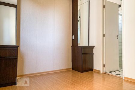 Apartamento para alugar com 85m², 2 quartos e 2 vagas Apartamento para alugar com 85m², 2 quartos e 2 vagasQuarto