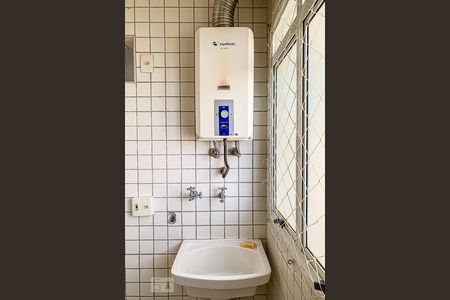 Apartamento para alugar com 85m², 2 quartos e 2 vagas Apartamento para alugar com 85m², 2 quartos e 2 vagasÁrea de Serviço