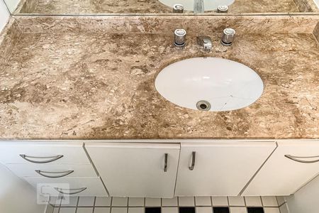 Apartamento para alugar com 85m², 2 quartos e 2 vagas Apartamento para alugar com 85m², 2 quartos e 2 vagasBanheiro