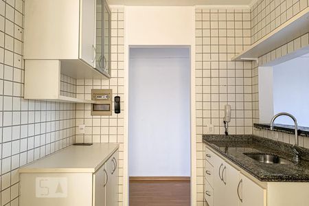 Apartamento para alugar com 85m², 2 quartos e 2 vagas Apartamento para alugar com 85m², 2 quartos e 2 vagasCozinha