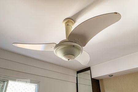 Apartamento para alugar com 85m², 2 quartos e 2 vagas Apartamento para alugar com 85m², 2 quartos e 2 vagasQuarto