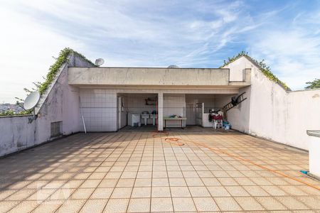 Casa à venda com 900m², 4 quartos e 8 vagasTerraço