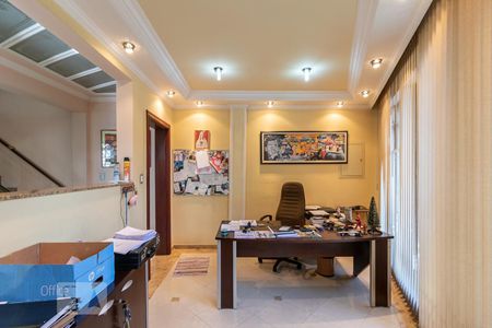Escritório de casa à venda com 4 quartos, 900m² em Jardim Colorado, São Paulo