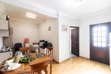 Casa à venda com 900m², 4 quartos e 8 vagasSuíte 4