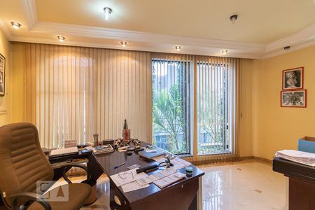 Escritório de casa à venda com 4 quartos, 900m² em Jardim Colorado, São Paulo