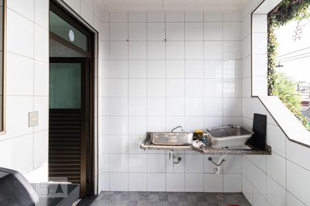 Casa à venda com 900m², 4 quartos e 8 vagasÁrea de Serviço